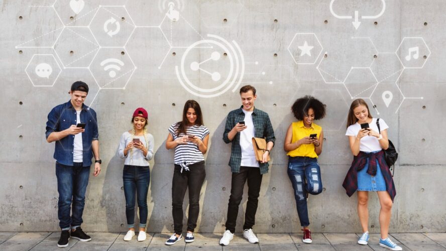 Avoid These Mistakes Before You Outsource Social Media